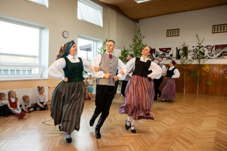 2019.05.17 – VPDK Krustu šķērsu koncerts _ Es gribu būt dzīves vidū 019