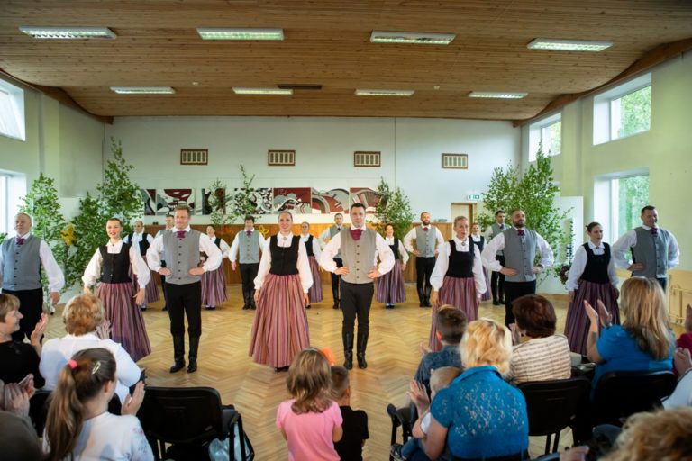 2019.05.17 – VPDK Krustu šķērsu koncerts _ Es gribu būt dzīves vidū 048