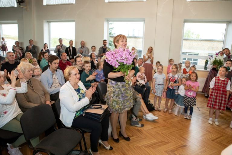 2019.05.17 – VPDK Krustu šķērsu koncerts _ Es gribu būt dzīves vidū 100